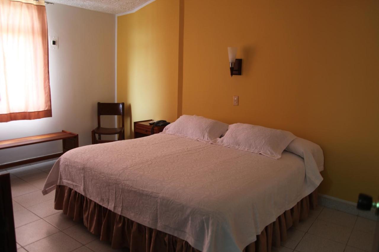 Hotel Bachue 히라르도트 외부 사진