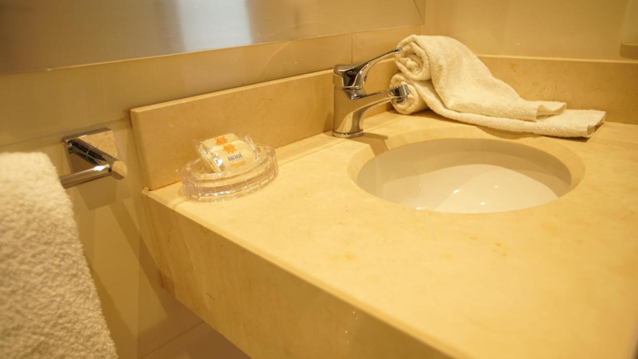 Hotel Bachue 히라르도트 외부 사진