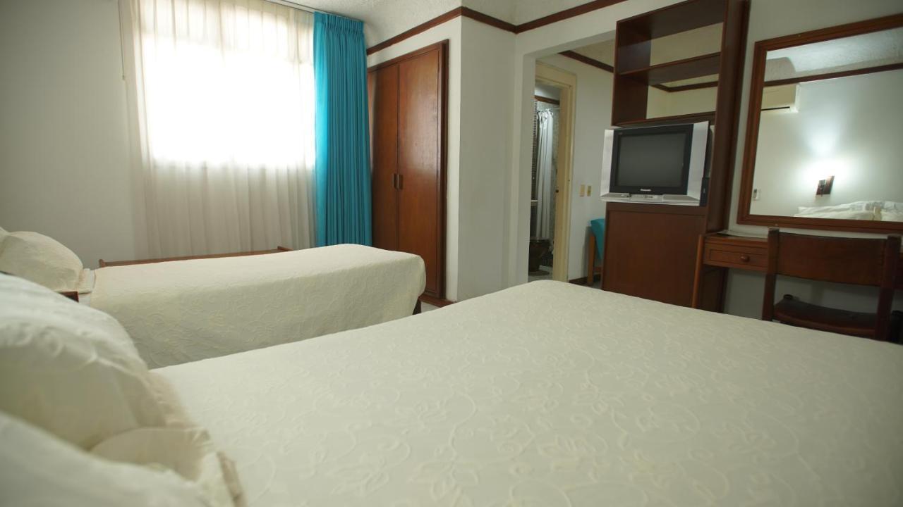 Hotel Bachue 히라르도트 외부 사진